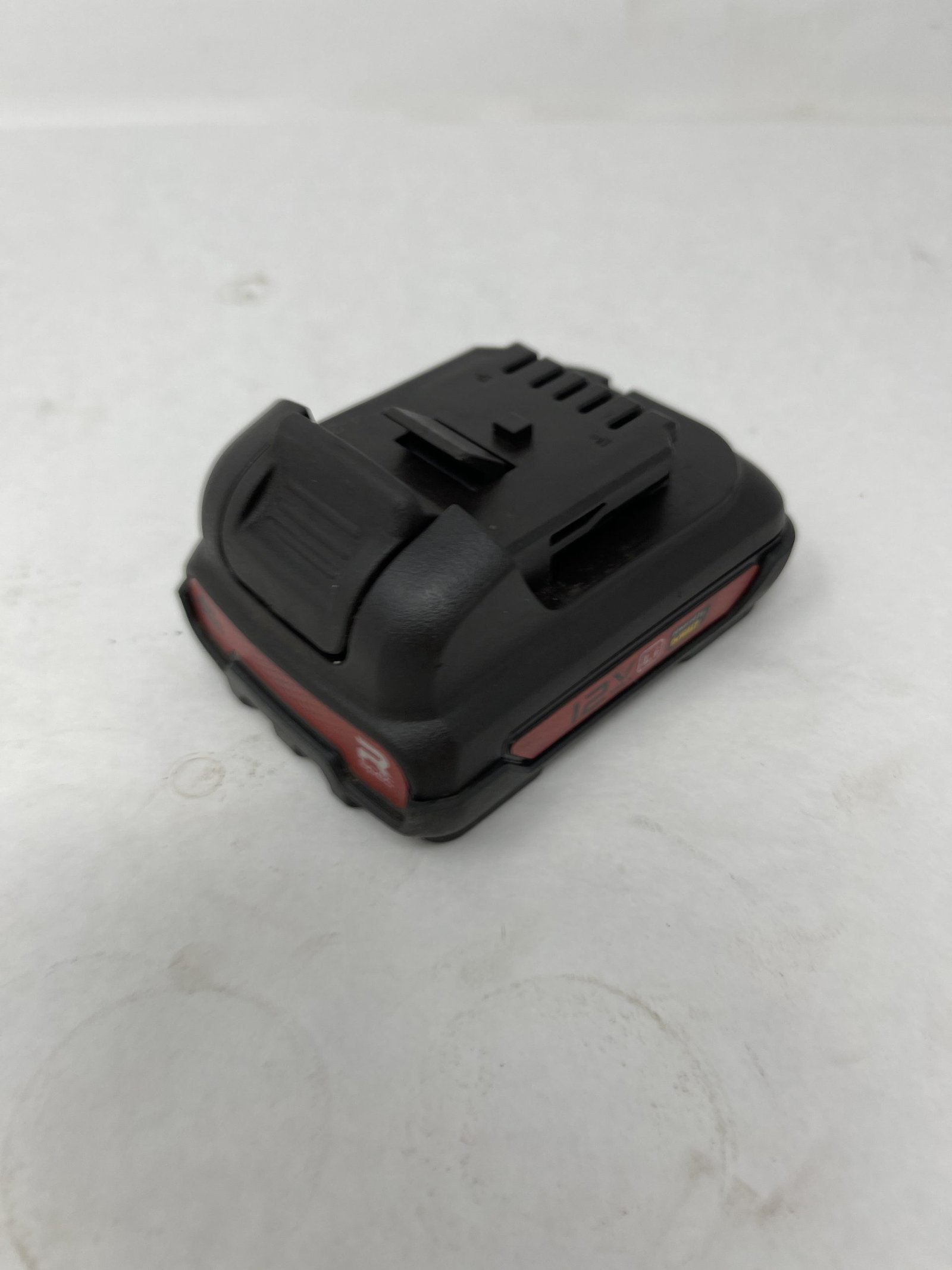 MAC - MBR127