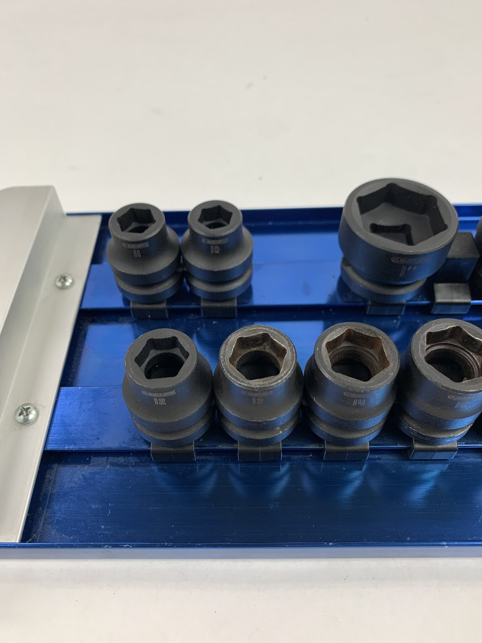 Expert - E041657-I - Image 2