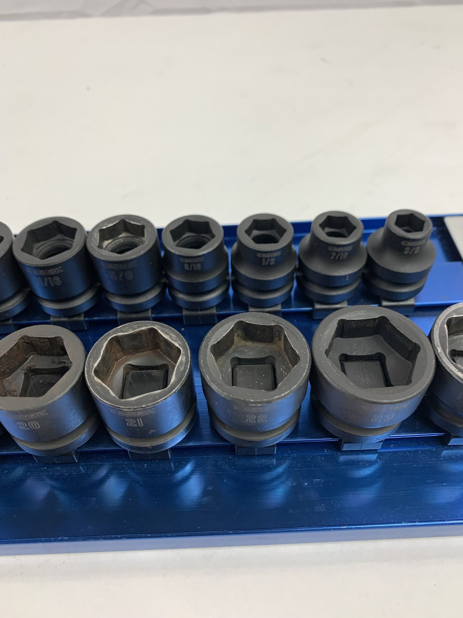 Expert - E041657-I - Image 5