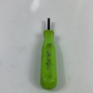 MAC PN2C Comfort-Grip Pocket Pry Bar 2"